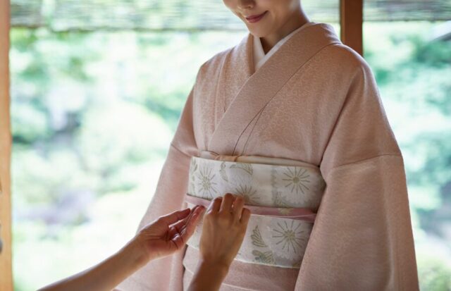 a kimono wearing class